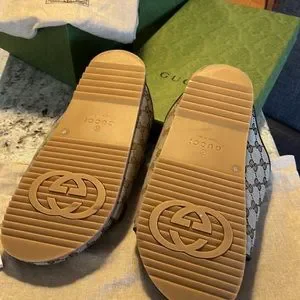 Gucci | Shoes | Mens Size Authentic Gucci Slides Worn Once  display picture 3